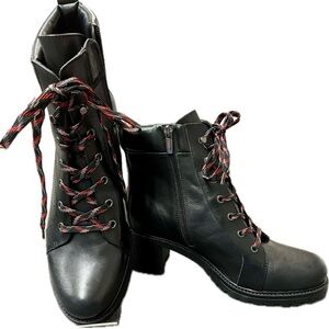 Vince Camuto Leather Lace-Up Ankle
Boots - Gaviana Combat Black NWOT 11